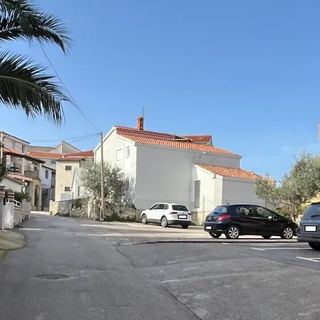 Sunny Apartment Premantura